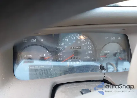 2005 Mercury Grand Marquis Gs from USA, damaged, VIN 2MEFM74W35X634447